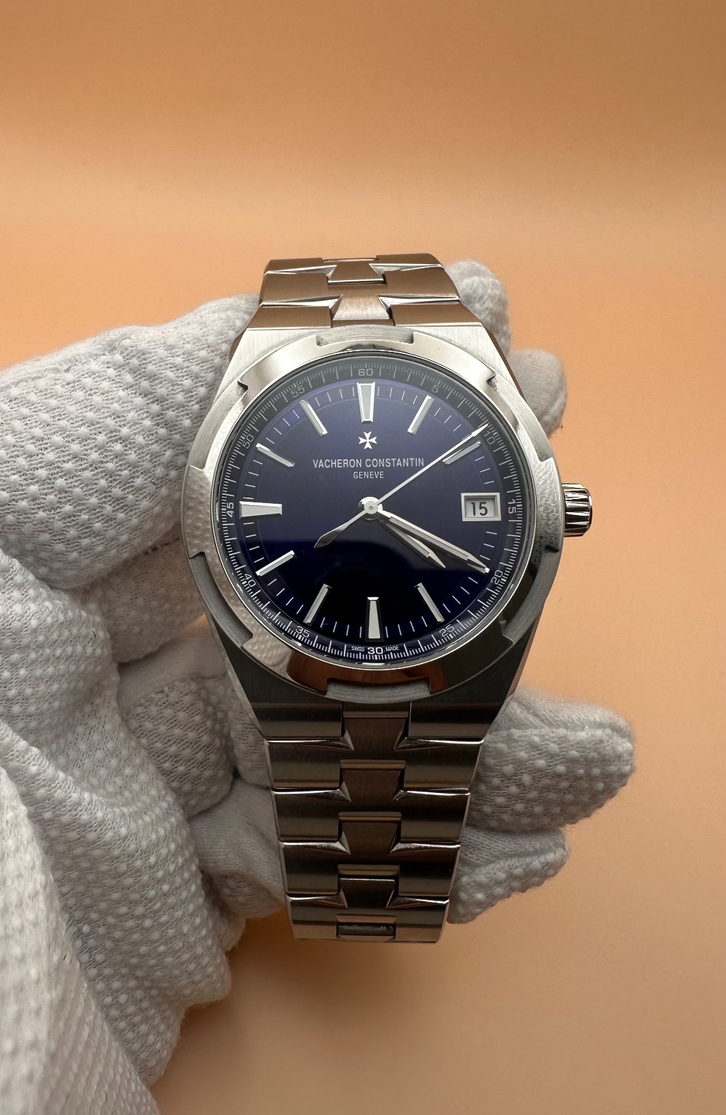 Vacheron Constantin Overseas