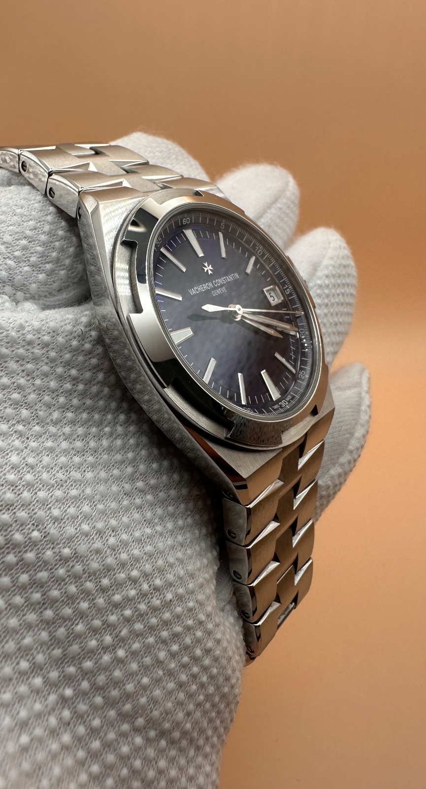 Vacheron Constantin Overseas