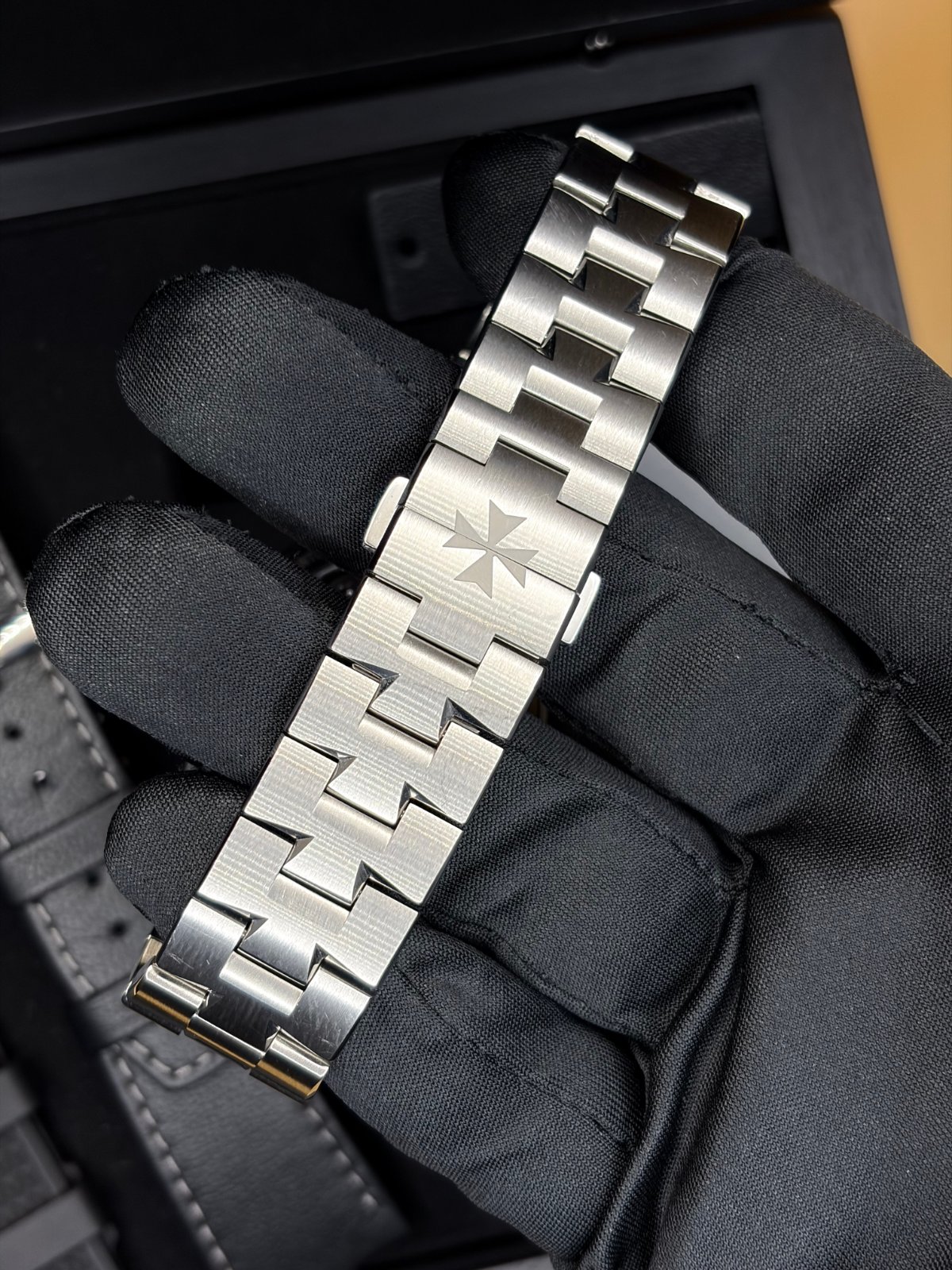 Vacheron Constantin Overseas