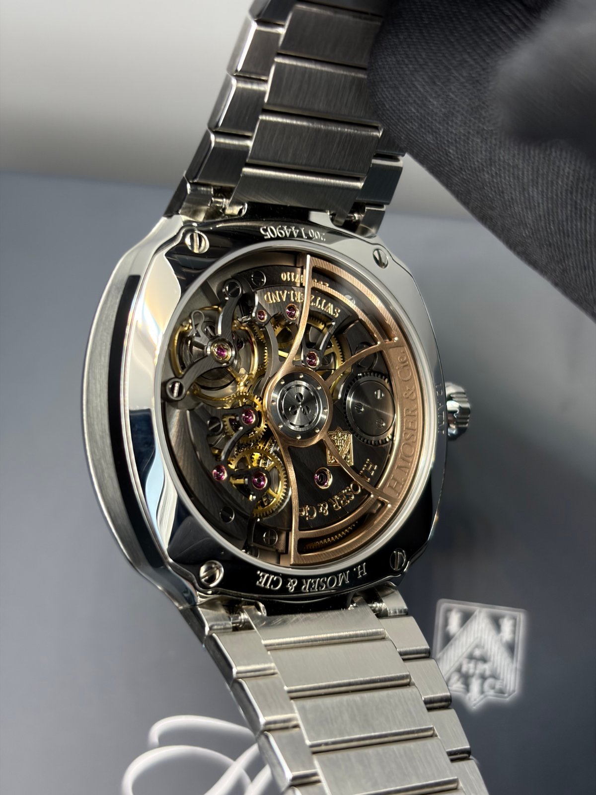H. Moser & Cie Streamliner Centre Seconds purple Haze